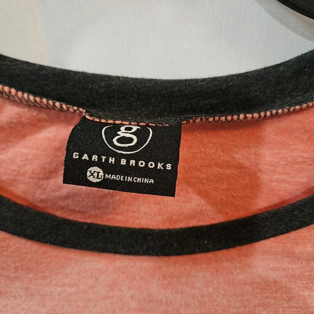 Garth Brooks World Tour #7 Raglan Baseball T-shirt Size XL 3/4 Sleeve Concerts